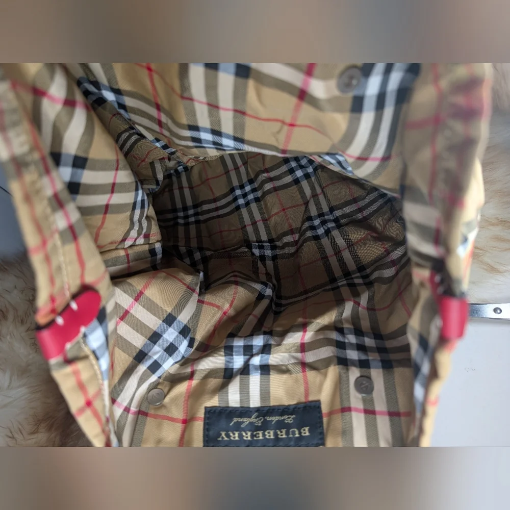 Authentic Burberry Nova Check Rainbow Large  Tote Bag - Picture 3 of 6